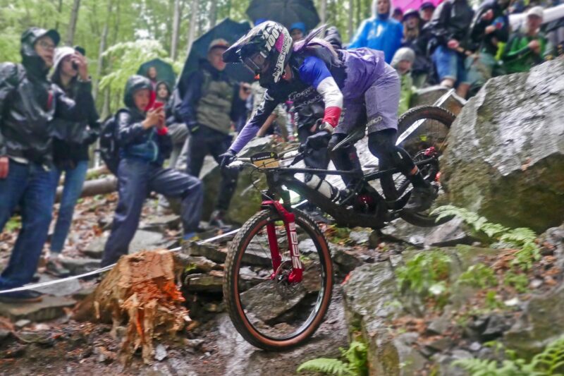 Courdurier Wins Bielsko-Biala on Prototype Lapierre Carbon Spicy CF Enduro Bike