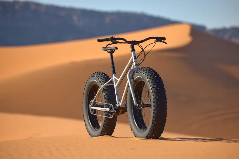 Surly Moonlander Takes Off with 24 x 6.2″ Tires and Pinion Gearbox!