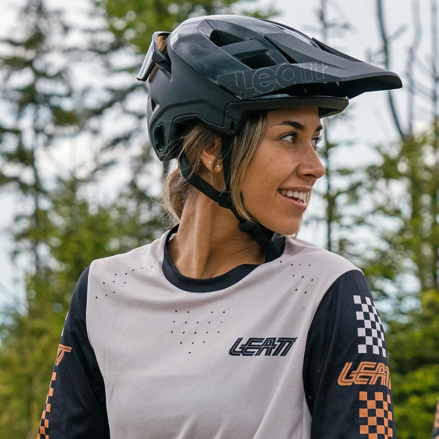 2025 Leatt MTB Kit, expanded mountain bike riding clothing range, women's enduro top